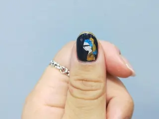 ネイル R'well所属・はばすみれ🎀ﾈｲﾙ 光ﾌｪｲｼｬﾙ ﾍｱのネイルデザイン