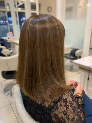 ミディアム minimo Ash 川越　横田のヘアスタイル