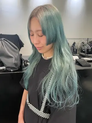 ロング カラー ヘアアレンジ 艶ハイトーン/ヘア アレンジAYAKAのヘアスタイル