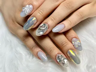 ミディアム Bonheur 【ボヌール】のネイルデザイン