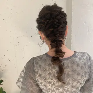 セミロング ヘアアレンジ カジュアルを女っぽく 𝗮𝘆𝗮𝗰𝗼のヘアスタイル