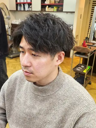 ショート パーマ メンズ 清潔感×垢抜けヘアー ✂︎タカダリョウマのヘアスタイル