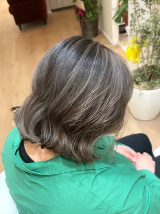 ミディアム 透明感🫧/ブリーチ /永田　汰伊智のヘアスタイル