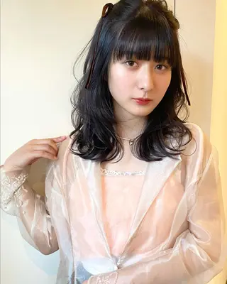 カラー mizuki/ピンク ベージュ.レイヤーのヘアスタイル