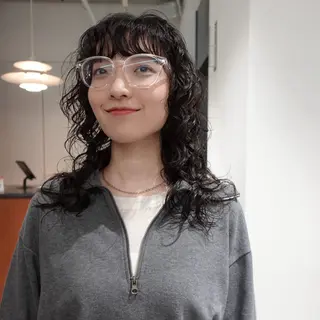 ロング パーマ ヘアアレンジ 🌐サトウ リョウ🌐のヘアスタイル