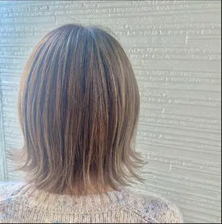 セミロング 加藤 実穂のヘアスタイル