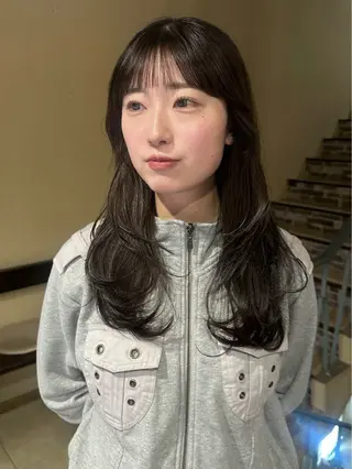 ロング カラー 四日市/レイヤー /似合わせカットのヘアスタイル
