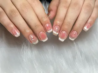 ネイル Mona【パラジェル ・長さ出し専門店】のネイルデザイン