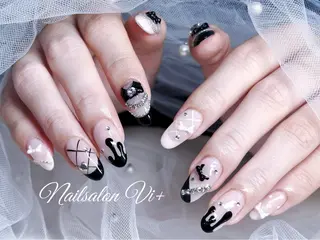 ネイル Nailsalon Vi+ももか🩷のネイルデザイン