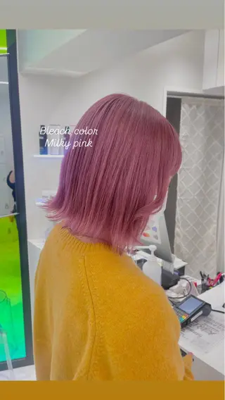 ショート カラー 🤍💕ブリーチカラ ーAyaka💕🤍のヘアスタイル