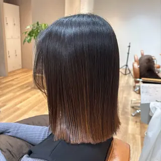 ミディアム 小西 七菜子のヘアスタイル