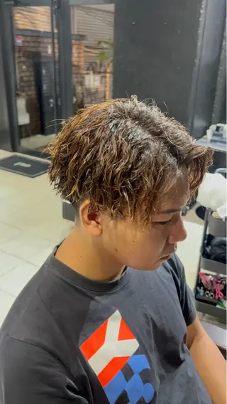 パーマ メンズ 【フェザーパーマ】 【縮毛矯正】鶴田文のヘアスタイル