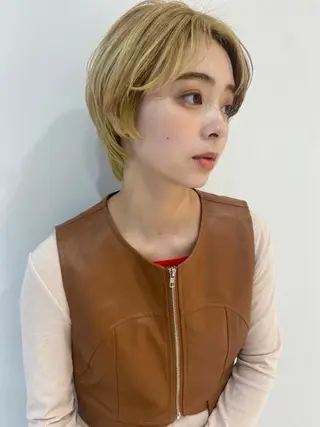 ショート カラー imu所属・YU RAのヘアスタイル