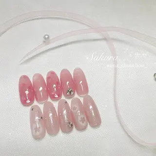 ネイル Anna Sano⭐️のネイルデザイン