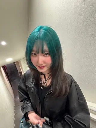 ロング カラー NOA/トレンドヘア ブリーチなし艶カラーのヘアスタイル