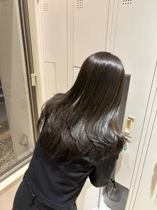 セミロング balance.hair&eyelash所属・湯浅 比菜のヘアスタイル