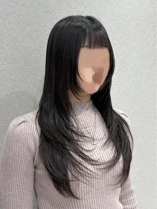 ロング ハイトーン/カラー /ウルフ/RENAのヘアスタイル