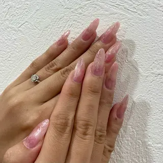 ネイル ビオール エトレ （Be All etre）所属・坂本 美玖のネイルデザイン