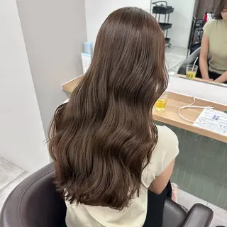 ロング カラー ブリーチなし/レイヤ ー特化🌈Tommyのヘアスタイル