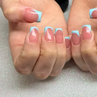 ネイル VIERU 🌈🎀💖のネイルデザイン