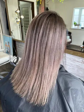 カラー 渡辺 健太のヘアスタイル