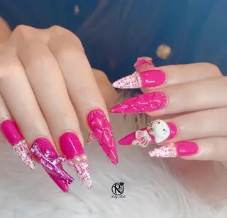 ネイル チェリネイルサロン 霞ヶ関のネイルデザイン