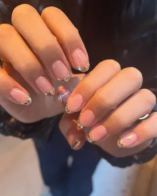 ネイル +nail （プラスネイル）のネイルデザイン