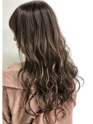 ミディアム カラー パーマ ブリーチ&似合せボブ 田中寛十のヘアスタイル