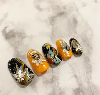 ネイル 駒月 明日香の眉毛・アイブロウイメージ