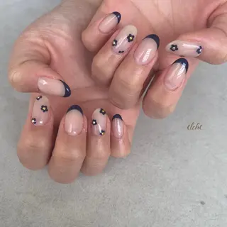 ネイル Rio 𓍼のネイルデザイン