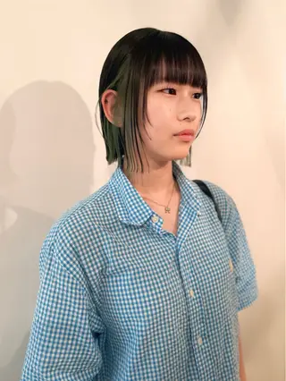 ミディアム カラー ウルフ/似合わせ レイヤー/RIHOのヘアスタイル