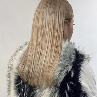 ロング カラー chlom所属・🌱大人ハイトーン RENのヘアスタイル