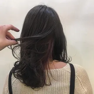 ミディアム カラー カトウ ユウカのヘアスタイル