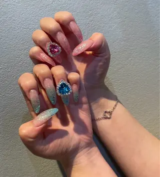 ネイル kitty nail所属・Lily nailのネイルデザイン