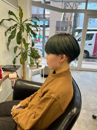 ショート カラー ヘアアレンジ 🍓艶髪/艶カラー ハイトーン/しんたにのヘアスタイル