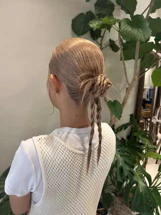 セミロング ヘアアレンジ ハイトーン/エクステ /🎀YUINA🎀のヘアスタイル