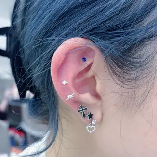 寒色/デザインカラー 🪽_マヒルのヘアスタイル