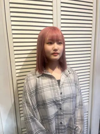 ミディアム HOMIE TOKYO所属・sora / 渋谷 / ハイトーンのヘアスタイル