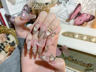ネイル One Plus Nail Salonのネイルデザイン