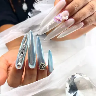 ネイル Rie Beauty所属・リエ ビューティのネイルデザイン