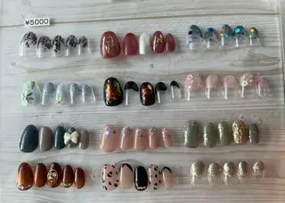ミディアム hs nail salonのネイルデザイン