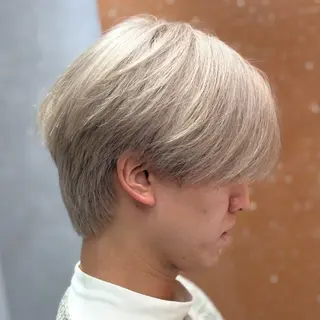 ショート 新宿/センターパート /パーマ/モリオのヘアスタイル