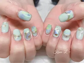 カラー ネイル 芦辺 香奈のネイルデザイン