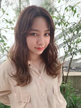 ロング カラー 透明感/オリーブ/ グレージュ/YUKAのヘアスタイル