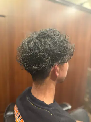 ショート パーマ メンズ 石原 ゆきののヘアスタイル