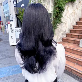 ロング カラー ヘアアレンジ 韓国レイヤーカット/ 儚げカラーチナツのヘアスタイル