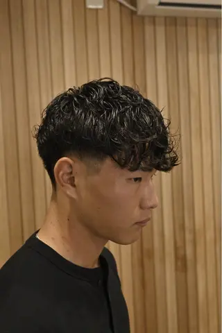 パーマ メンズ BROWNbyif所属・津山 幸次郎のヘアスタイル