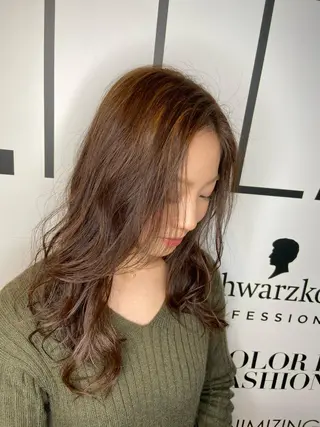 ロング 宮下 愛璃紗のヘアスタイル