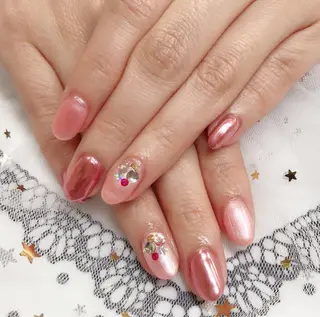 カラー ネイル Q Free nailsのネイルデザイン