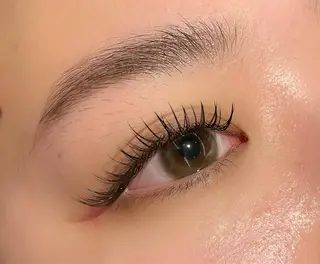 マツエク・マツパ il  Anng 名駅店所属・il Anng 伊藤  妃那のマツエク・マツパデザイン